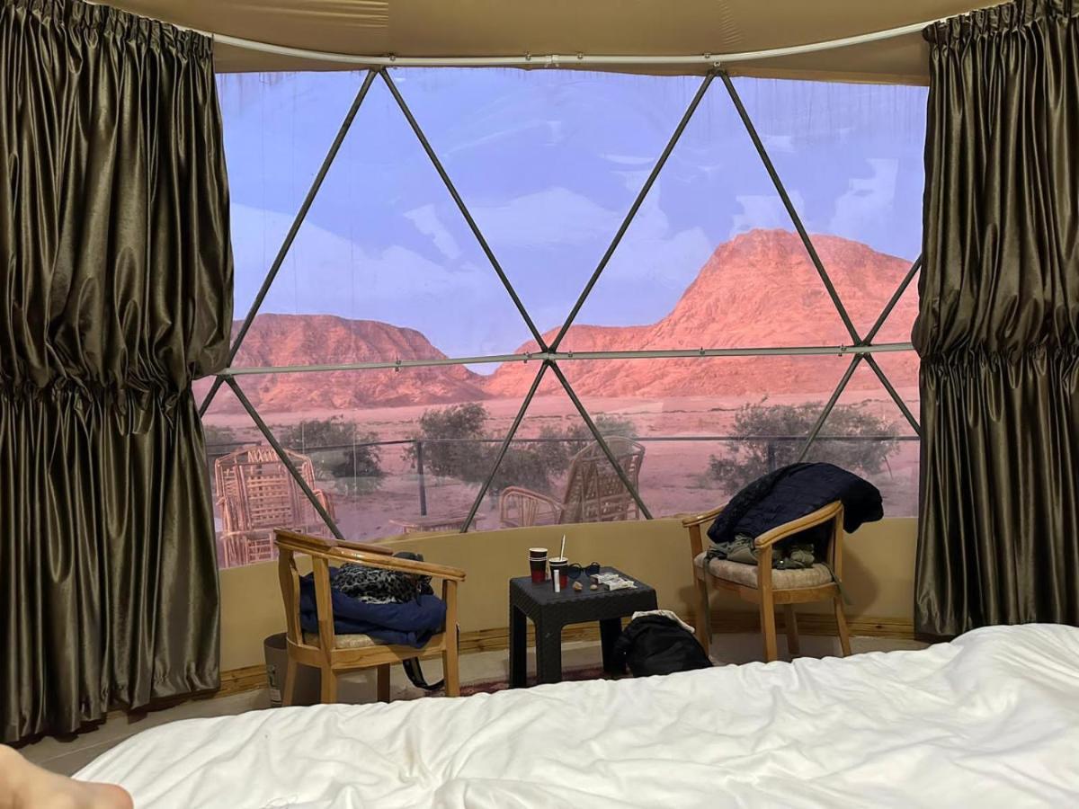 Adel Rum Camp Bubbles Wadi Rum Exterior photo