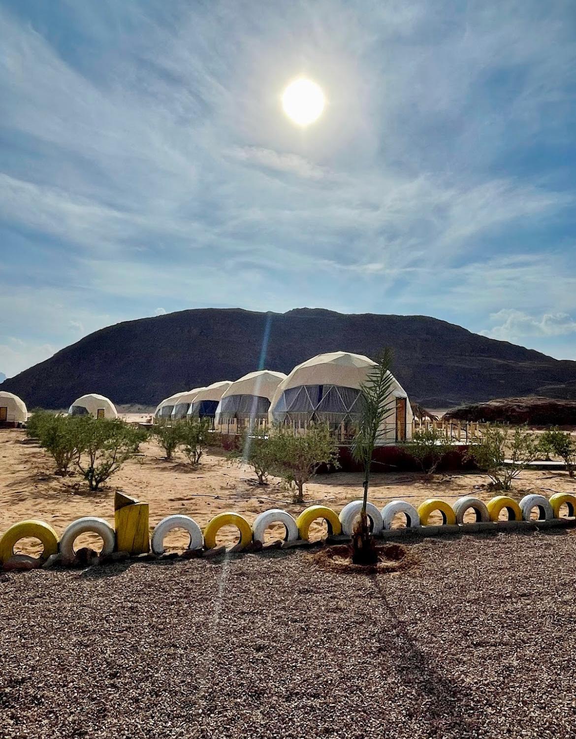 Adel Rum Camp Bubbles Wadi Rum Exterior photo
