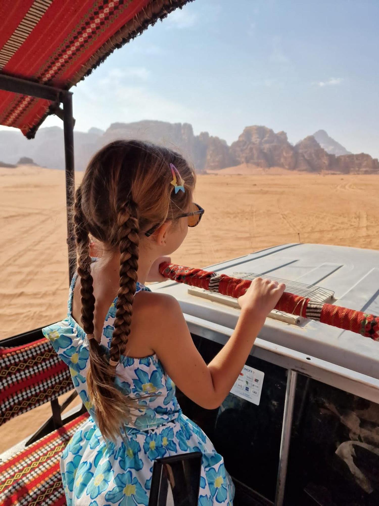 Adel Rum Camp Bubbles Wadi Rum Exterior photo
