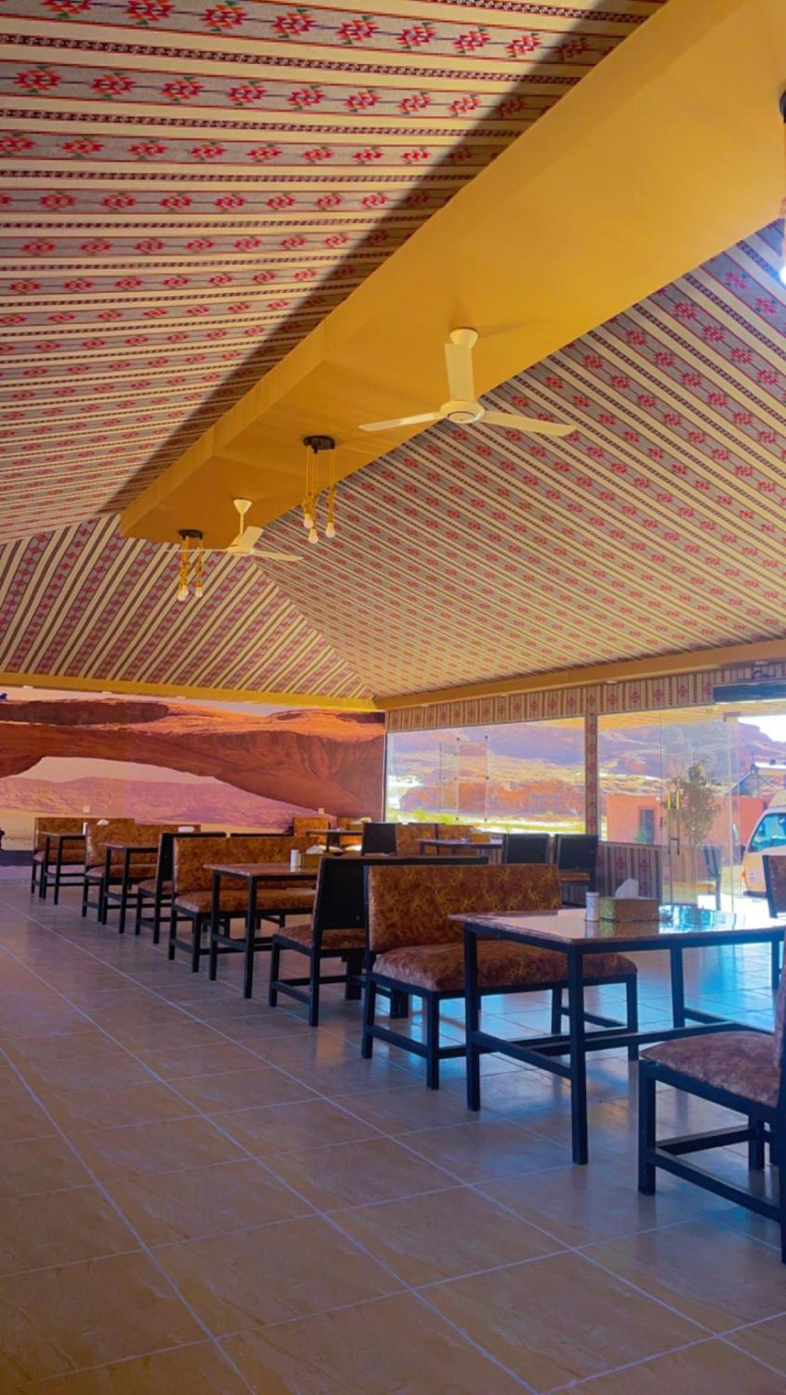 Adel Rum Camp Bubbles Wadi Rum Exterior photo